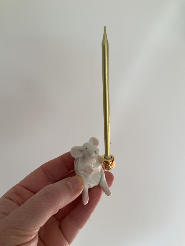 Mouse candle holder